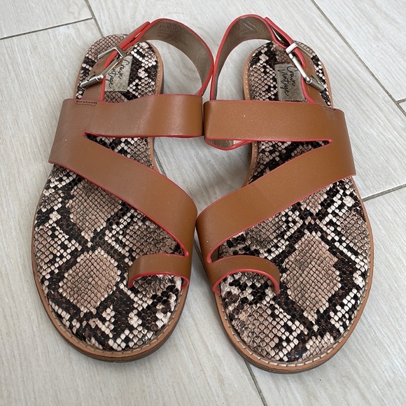 Crown Vintage snake skin print leather sandals - Picture 2 of 4